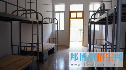 重慶現代技工學校宿舍條件