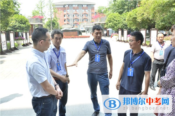 區(qū)政協(xié)領導蒞臨成都七中萬達學校調研藝體教育工作