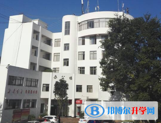 臨滄市第二中學2018年招生計劃
