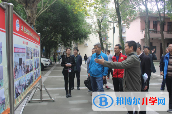 南部中學順利通過“全國青少年校園足球特色學校建設”現場評估