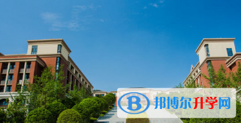 重慶第八中學國際部網站網址 