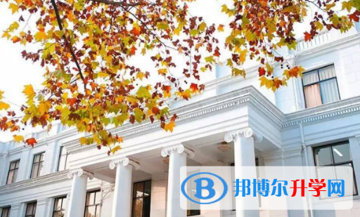 華東師范大學第二附屬中學國際部怎么樣、好不好