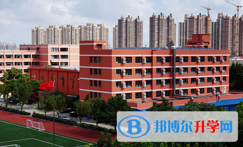 上海田家炳中學(xué)國際部2023年學(xué)費、收費多少