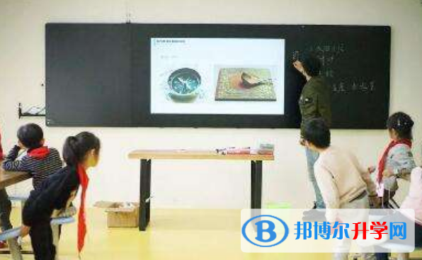 湖州帕丁頓雙語學校初中部學費、收費多少