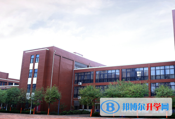 濮陽建業國際學校初中部2020年招生簡章