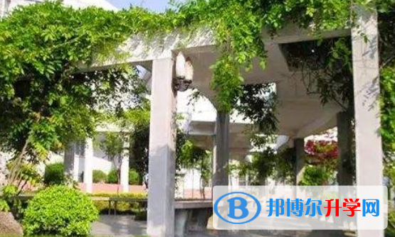 貴陽觀山湖中鐵置業中加學校高中部怎么樣、好不好