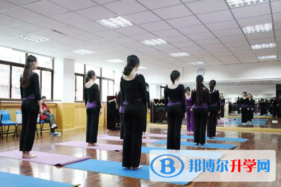 美中美育美國高中上海校區(qū)2023年招生計劃