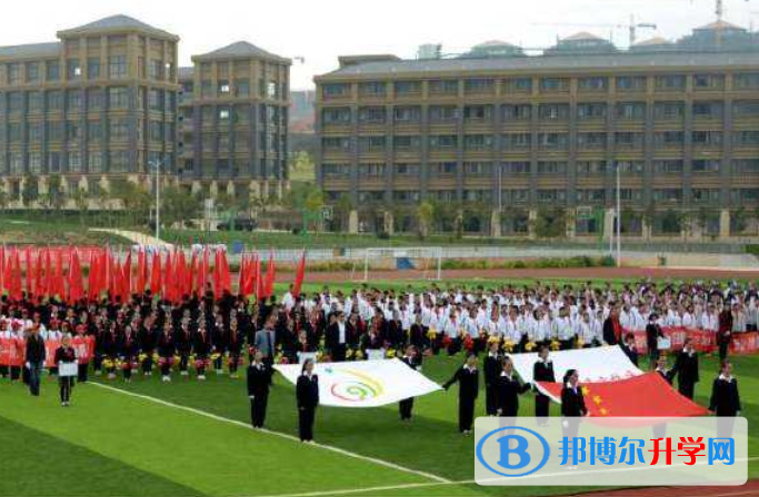 北京世青國際學(xué)校2023年學(xué)費、收費多少