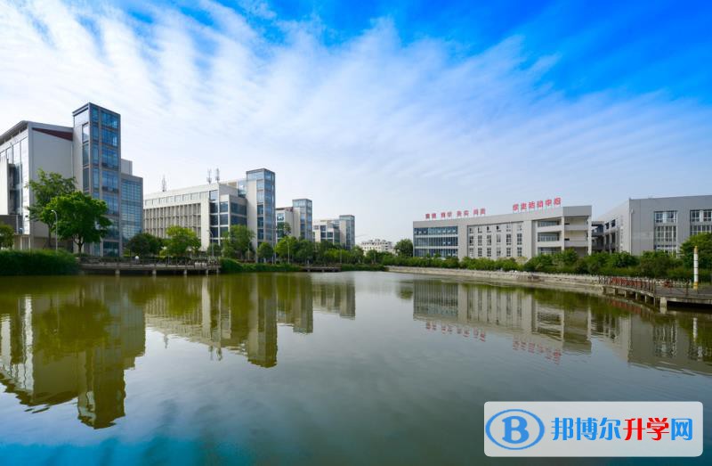 成都文武高中2021年招生辦聯系電話