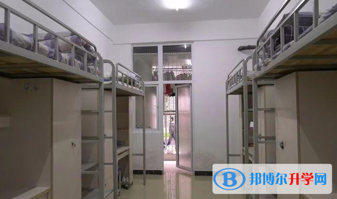 德江縣民族中學2021年宿舍條件