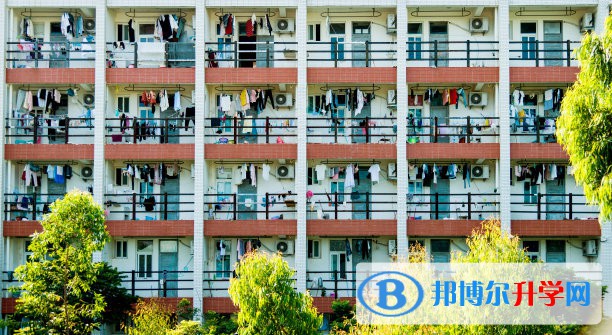 四川省安縣中學2021年宿舍條件