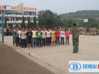 安居區(qū)白馬中學(xué)2025年招生辦聯(lián)系電話
