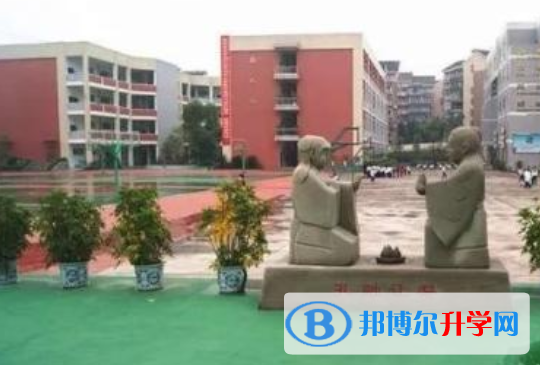 納溪護(hù)國中學(xué)2021年報(bào)名條件、招生要求、招生對(duì)象