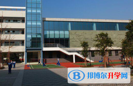成都市成飛中學(xué)2021年報(bào)名條件、招生要求、招生對(duì)象