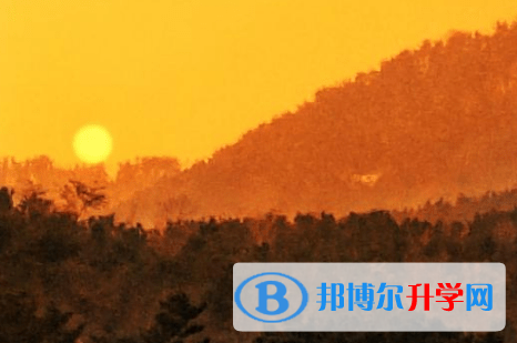 內(nèi)江2022年外地生中考怎沒成績