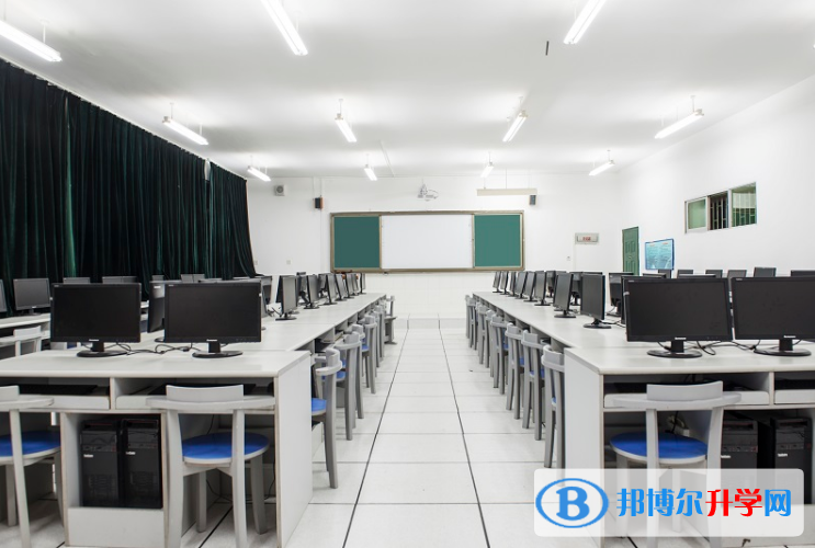 貴陽第三實驗中學2022年招生聯系電話