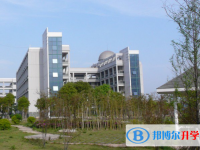 溫州市龍灣中學(xué)2025年招生簡章