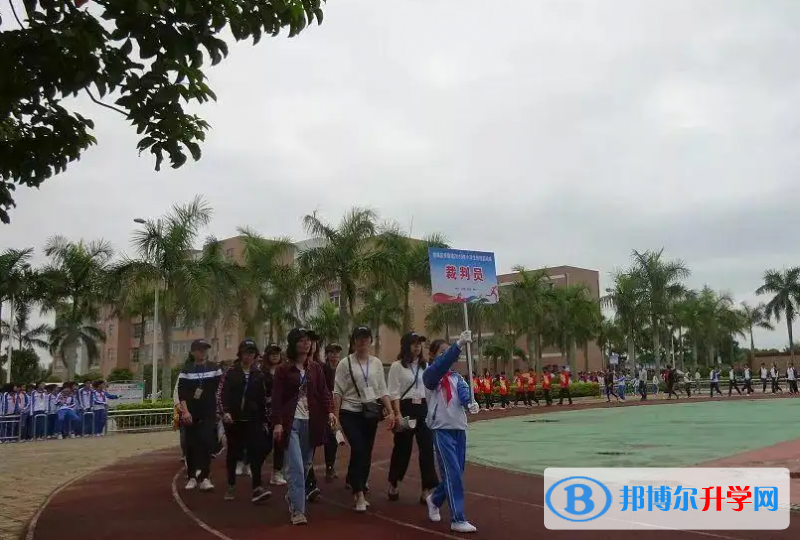 2023潮南區(qū)井都中學(xué)多少錢(學(xué)費(fèi)明細(xì))
