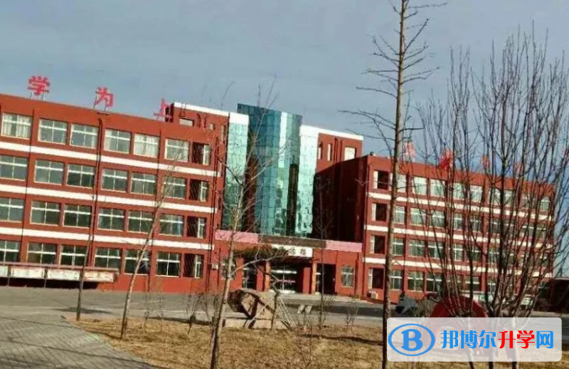 霸州市第四中學地址，乘車路線