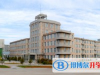 富錦市第一中學(xué)地址，乘車(chē)路線(xiàn)