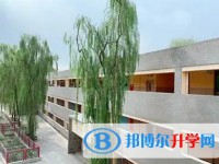 成都市郫都區(qū)綿實(shí)外國語學(xué)校地址，乘車路線