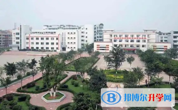 富順第一中學校地址，乘車路線