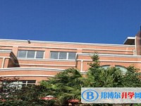 自貢市第二十二中學(xué)地址，乘車路線