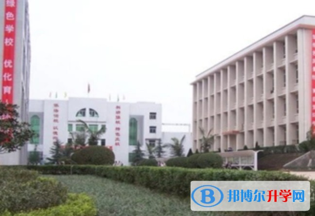 2025四川省富順縣城關中學招生計劃 招生人數是多少(附要求、條件、對象)