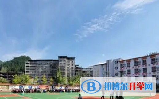 四川省平武中學地址，乘車路線