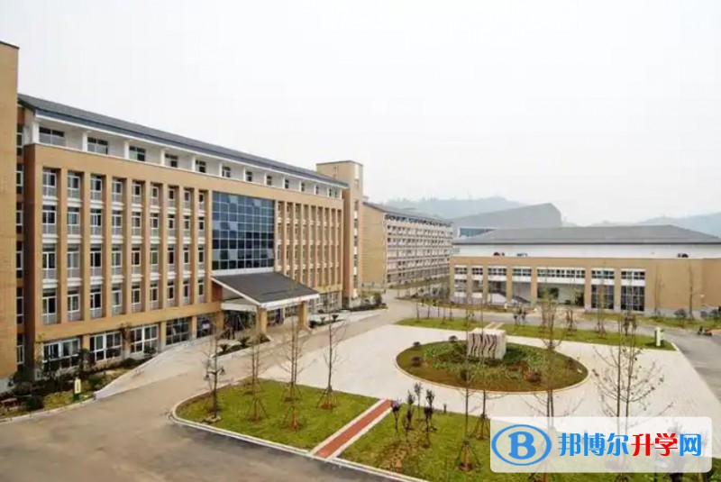 四川省青川中學地址，乘車路線