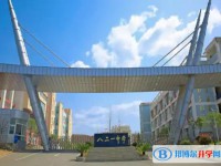 2025四川省廣元市八二一中學多少錢(學費明細)